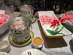 -东口码头·烧鸽子·鱼头泡饼·地方菜(金鹰悦城店)