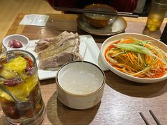 -贯贯吉·清真餐厅(浙江中路店)