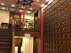 -梅龙镇酒家(南京西路总店)