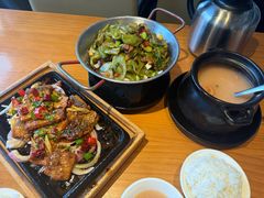 -莲餐厅·湖北菜·潜江小龙虾店(愚园路店)