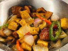 -蔼若春.传承三十年云南菜(金碧公园店)