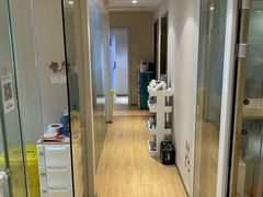 -Pets First伊珊娜洗护·精致美容·家庭式寄养(新会路店)