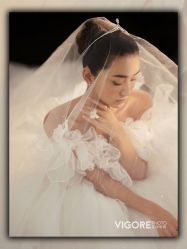 -雪中彩影婚纱摄影·微光艺术中心