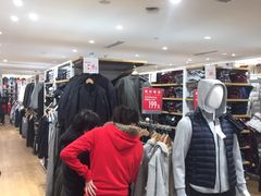 -优衣库(上海虹口龙之梦店)