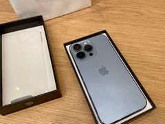 -Apple零售店(华贸购物中心店)