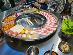 -哈哈碳都·牛肋条无限自助烤肉(宝龙店)