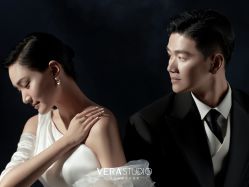 -至臻微拉婚纱摄影