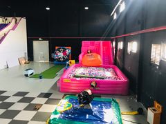-嘿哟动霸CHUA·新潮玩运动娱乐中心·蹦床滑冰团建乐园
