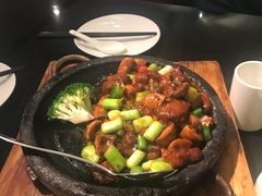 铁锅蘑菇牛肉粒-鹿港小镇(霄云店)