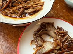 -老鼎万春卤菜(五代传承创始老店)