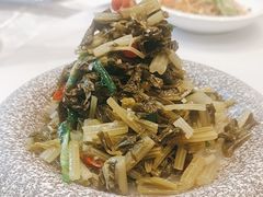 -曲江惠宾苑宾馆(大雁塔大唐不夜城店)