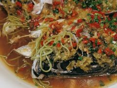 剁椒鱼头-湖锦酒楼·32年地道湖北菜(光谷店)