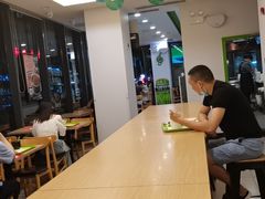 大堂-老乡鸡(武汉中南梅苑小区地铁站店)