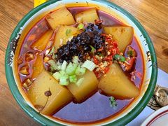 -拈签一笑黄牛肉辣卤串串