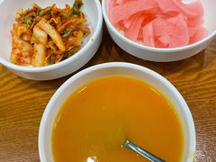 免费小菜-韩礼年糕(飞虹路店)