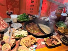 -宝龙城(杭州滨江店)