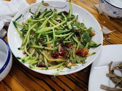 -溢心园香河肉饼总店