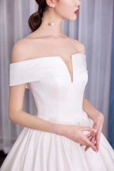 -NaNa婚纱礼服馆
