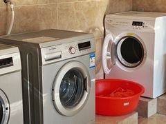 -铂逸梦秦酒店(横店梦幻谷店)