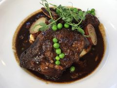 -Bully Hayes Restaurant & Bar