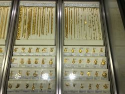 -周大福 CHOW TAI FOOK(新世界百货崇文店)