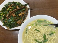 -三百碗宝应长鱼面(板仓街店)