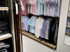 -优衣库(北京万柳华联购物中心店)