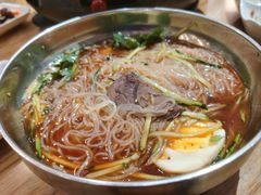 -青瓦餐厅·生鱼片·韩园烤肉(西塔店)