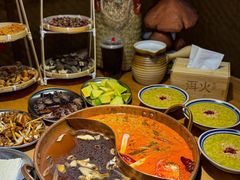 -洱火云南酸菜牛肉火锅(石景山当代商城店)