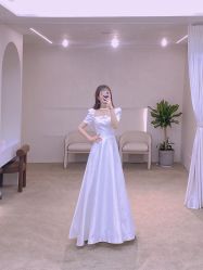 -洋洋婚纱品牌集合店