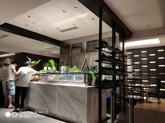 自助取餐区-JW万豪厨房餐厅·滨海草坪烧烤·海鲜·海景(三亚绿发山海天JW万豪酒店)