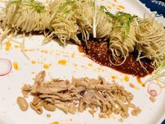 鸡丝拌面-桂满陇天书(南京德基旗舰店)