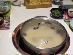 -洪氏嗨捞·猪肚鸡火锅(阳光天地店)