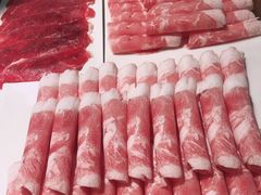 -颐辰舍岁岁羊(文昌万达景园店)