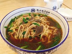 -镇南锅盖面馆(解放路店)