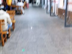 -三百山服务区-停车场