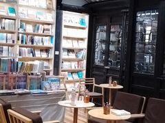 -猫的天空之城概念书店(杭州南宋御街店)