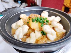 砂锅烩酸菜-那达慕蒙古风味酒楼