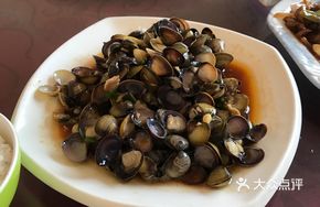 Stir-fried Small Clams