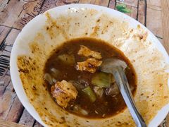 多加辣子更香-刘老虎肉丸糊辣汤(总店)