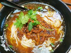 -黑白电视长沙小吃(美林M·LIVE天地东座店)