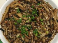 -巫记鸡饭店