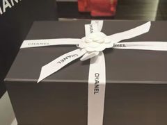 -CHANEL(戴高乐机场T 2E店)