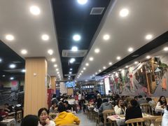 大堂-江城燕子大排档(江汉路步行街店)