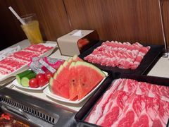 -海底捞火锅鲜切牛肉主题店(长寿路店)