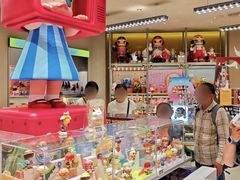 -泡泡玛特POPMART(国金街店)