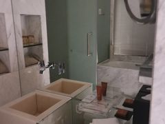 -上海滴水湖皇冠假日酒店