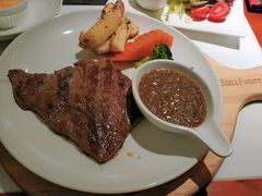 -斗牛士牛排餐厅(嘉里汇店)