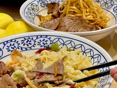 -李与白包子铺(桐梓林店)