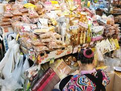 -瓦洛洛传统市场